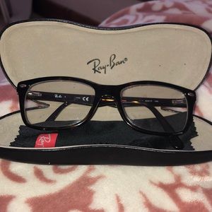 Rayban tortoise shell glasses!